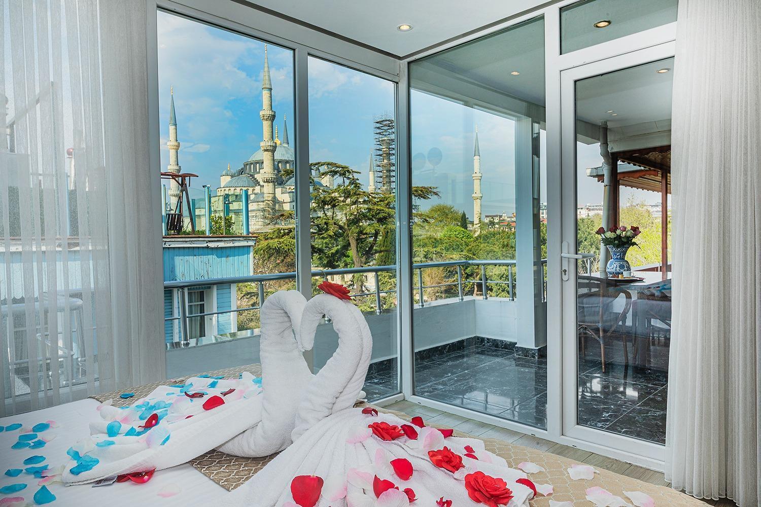 อริสโตแครต โฮเต็ล Hotel อิสตันบูล ภายนอก รูปภาพ