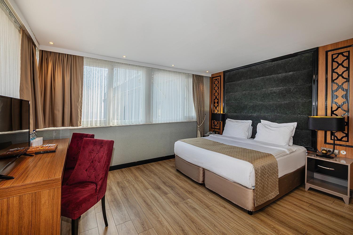อริสโตแครต โฮเต็ล Hotel อิสตันบูล ภายนอก รูปภาพ